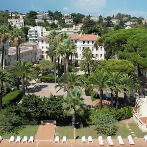 Santa Maria Auberge de jeunesse Cannes